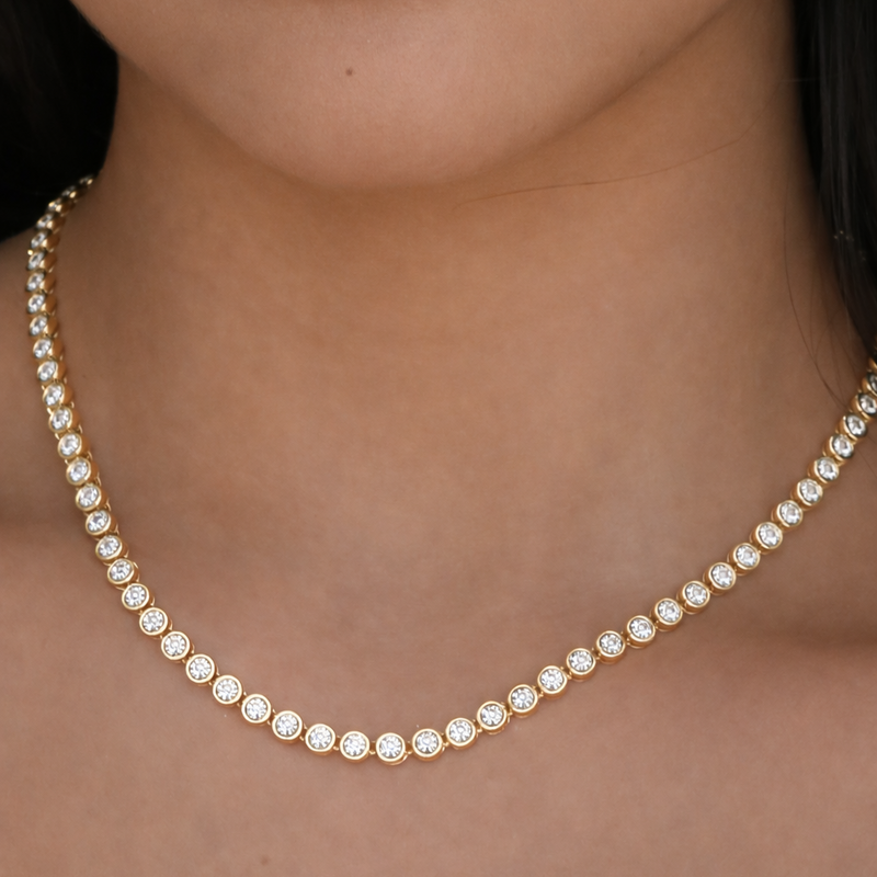 Bezel tennis necklace in 14k gold plated – V The Label
