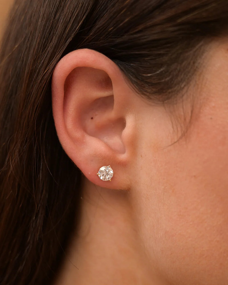Round Stud Earrings- Lab Grown