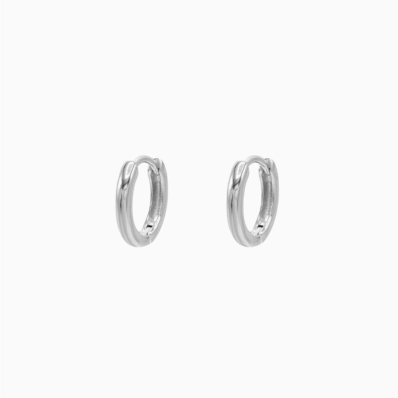 Plain Silver Huggie - V THE LABEL Jewellery AU